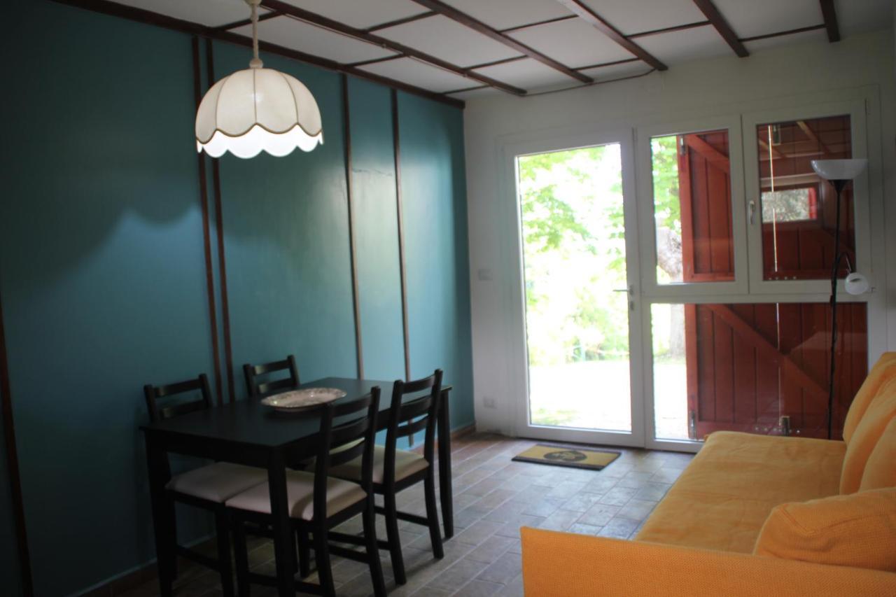 Montefelcino La Villa Del Nonno מראה חיצוני תמונה