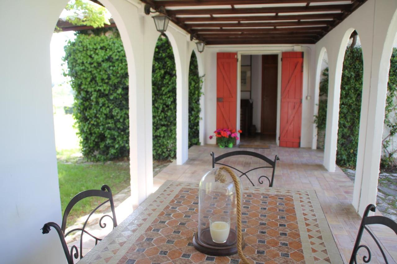 Montefelcino La Villa Del Nonno מראה חיצוני תמונה